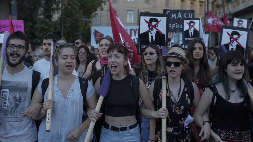 В Гърция ограничиха протестите, стигна се до сблъсъци