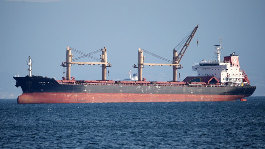 Експлозия в Черно море, турски кораб се натъкна на мина