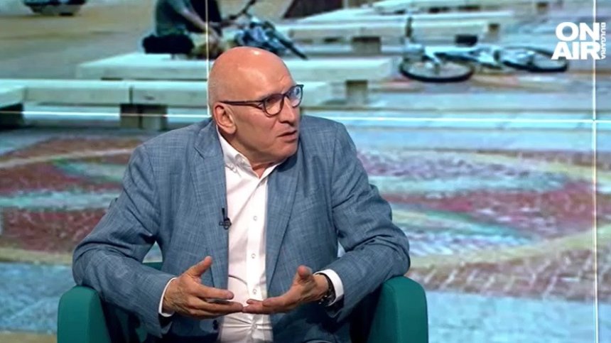 Хампарцумян: Основната цел на политиците е да получат достъп до публичните пари