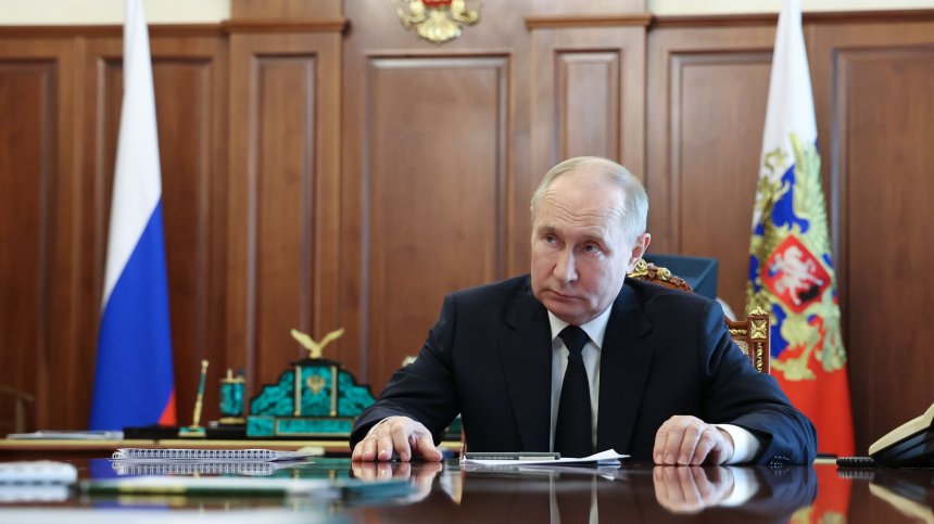 Кремъл: Не очаквайте, че Путин си е настроил будилник, за да гледа дебата в САЩ