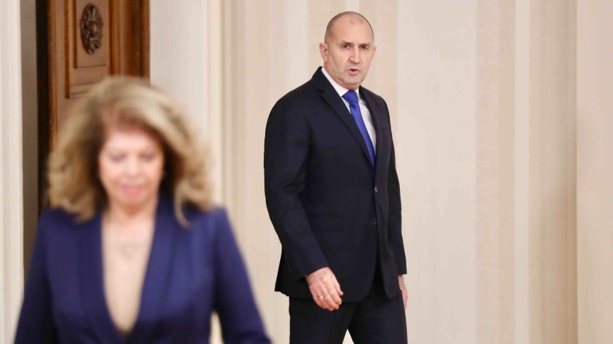 КС прие оставката на Радев, Илияна Йотова е президент на България