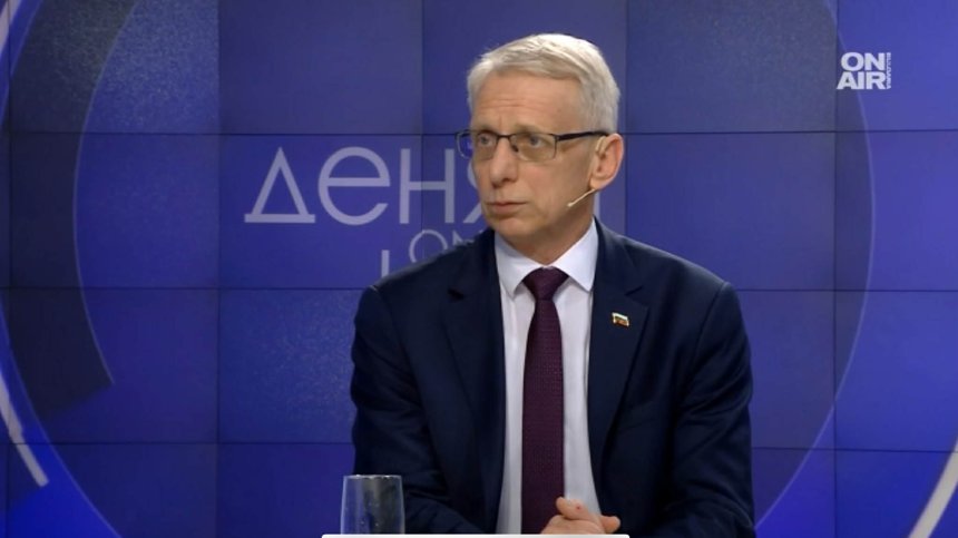 Николай Денков: Украйна има една от най-добрите армии, България би могла да научи много