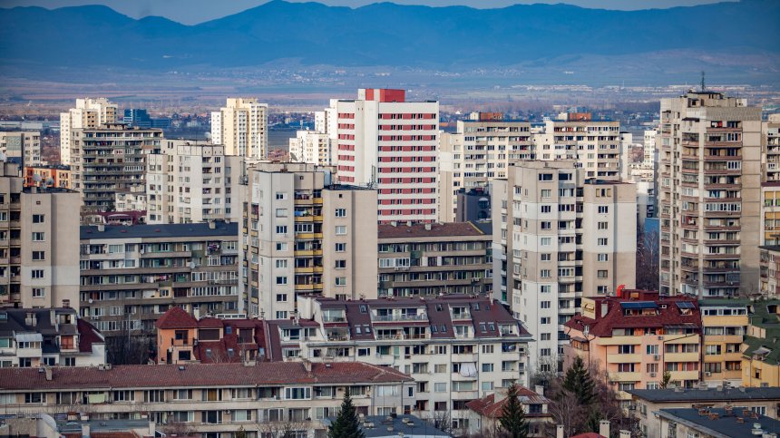 Българите предпочитат двустайните апартаменти и къщите, в София няма цени под 2200 евро за&nbsp;кв.м