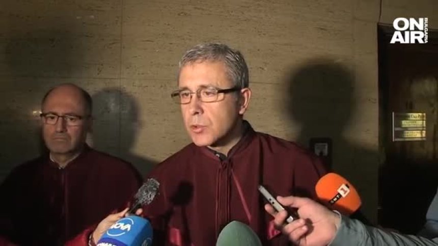 Съпругът и синът на убитата в Русе собственичка на аптеки искат 500 000 лв. обезщетение