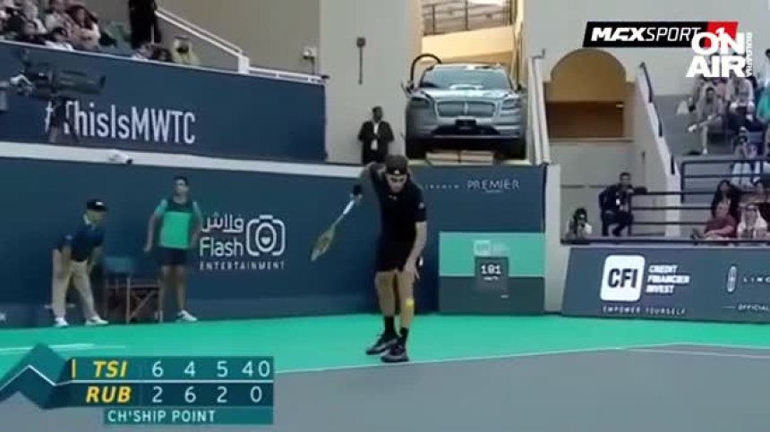 Стефанос Циципас е шампион на демостративния турнир Мубадала