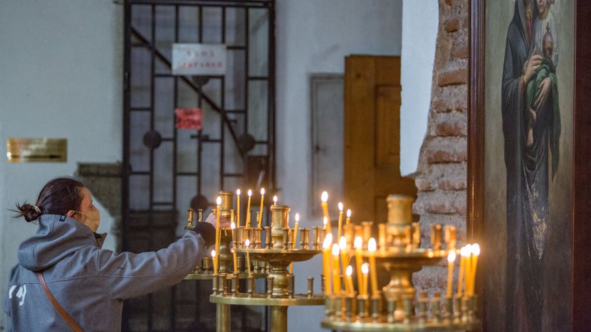 Църквата почита Света Агатия, красиви имена имат повод да почерпят