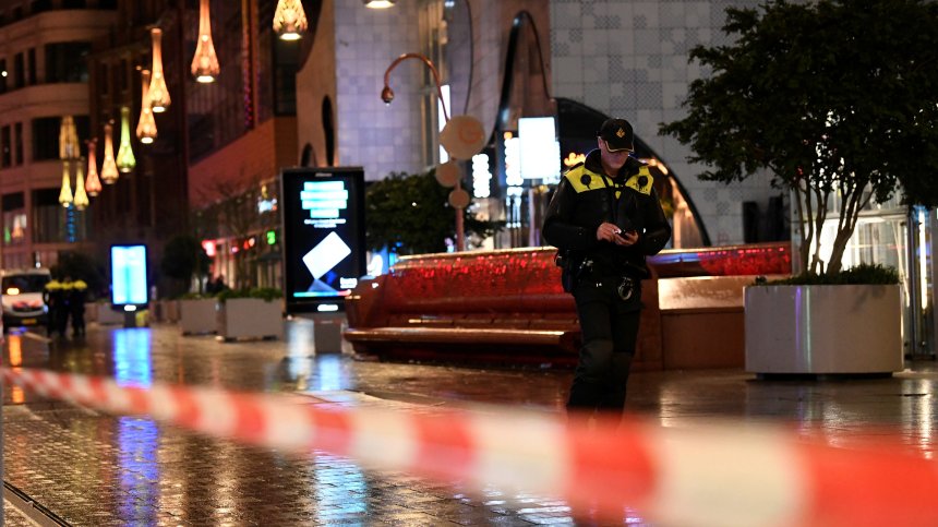 Извършителят на нападението в Хага - 35-годишен бездомник