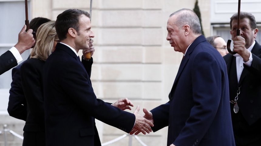 Скандалът Франция-Турция: Париж отзовава посланика си в Анкара