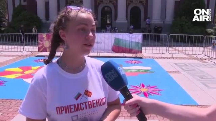 "РСМ стигна ново дъно, давайки на съд учител, завел деца да рисуват в България"