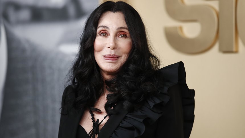 Отрязаха Шер за временно попечителство над сина ѝ