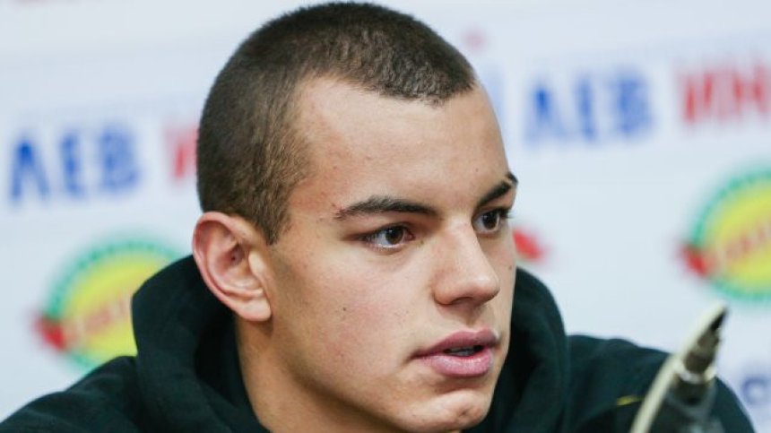 Гордост! Петър Мицин донесе невиждана за България световна титла в плуването