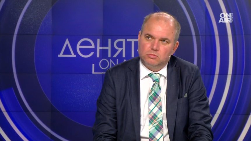 Владислав Панев: Може да внасяме повече от 1 млрд. куб. м азерски газ