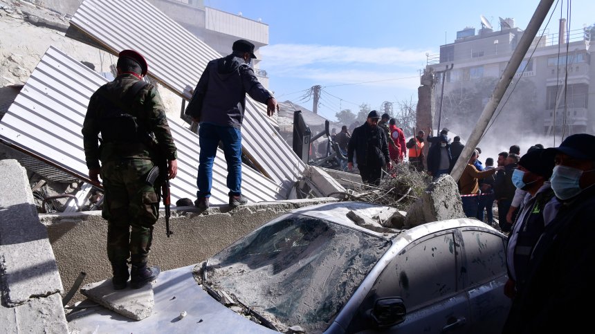 Сградата в Дамаск е изравнена със земята, Израел е убил началник на ирански шпиони 