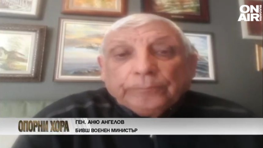 Бивш военен министър: Путин не бърза да превземе Киев, целта му е цяла Украйна