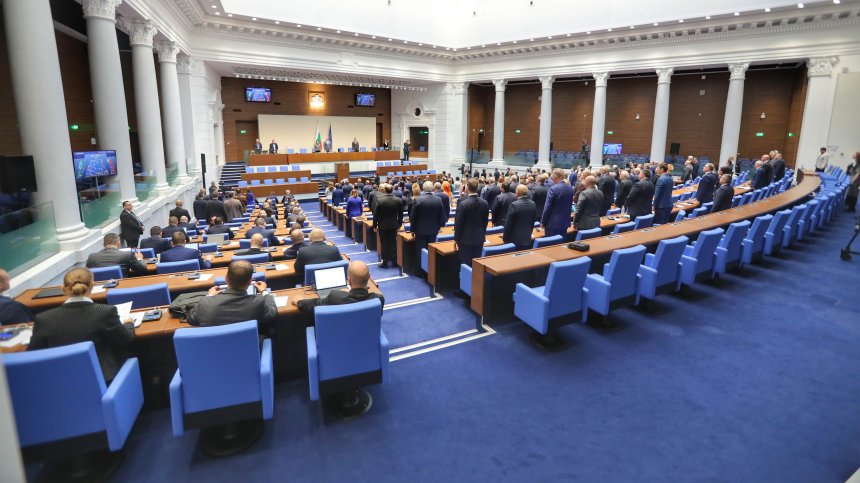 Извънредно заседание на парламента за случая "Петрохан" и горивата