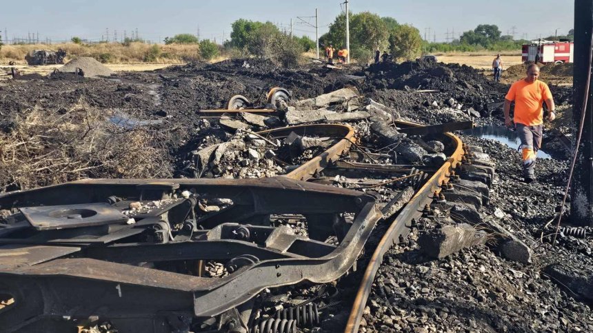 Защо се стигна до инцидента с цистерните край Пясъчево и кой ще плати сметката?