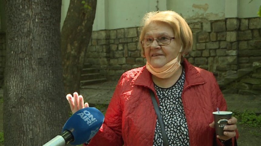 Слънчевото време примами стотици столичани да излязат в парковете