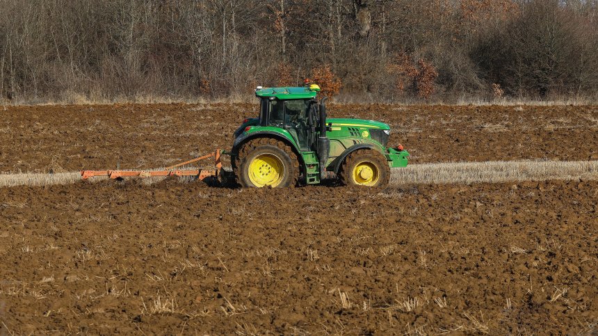 Прогноза за цената на земеделската земя след Еврозоната