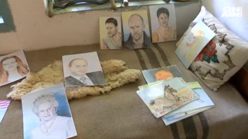Художници продават картини, за да покрепят медици в дните на пандемия
