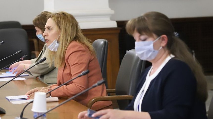 Тристранният съвет подкрепи промените в Кодекса на труда 