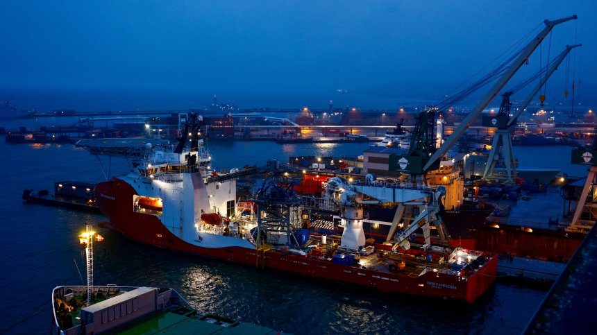 Как изкуственият интелект ще намали цената на петрола?