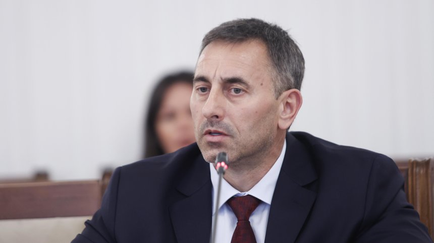 Румен Спецов: Март е осигурен с нефт, доставките за април се бавят