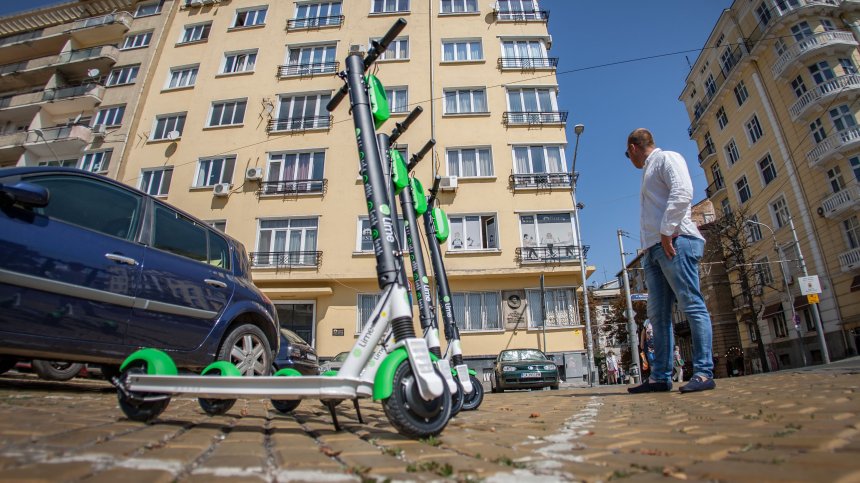 Стартира първата услуга за споделено ползване на е-скутери