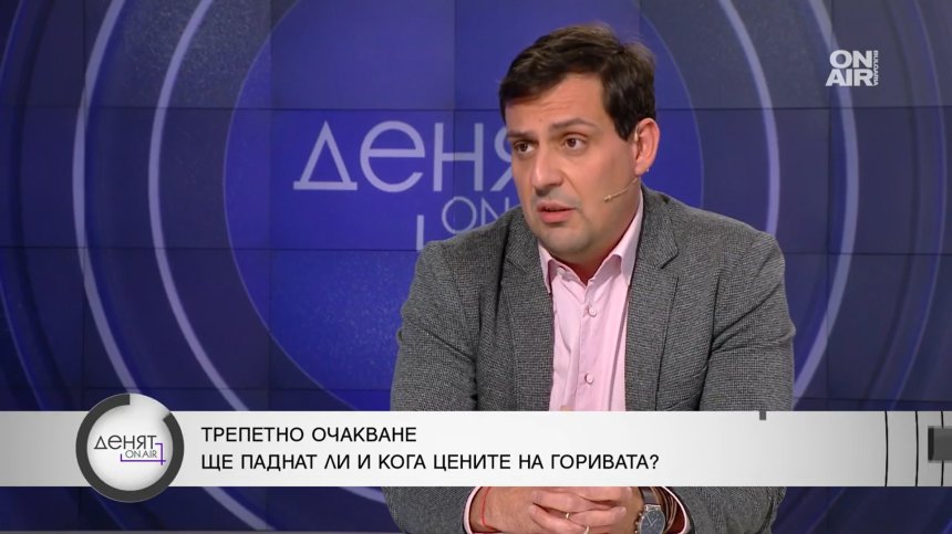Бенчев: Сделката с "Лукойл" е добра за икономиката ни, но цените на колонка няма да паднат
