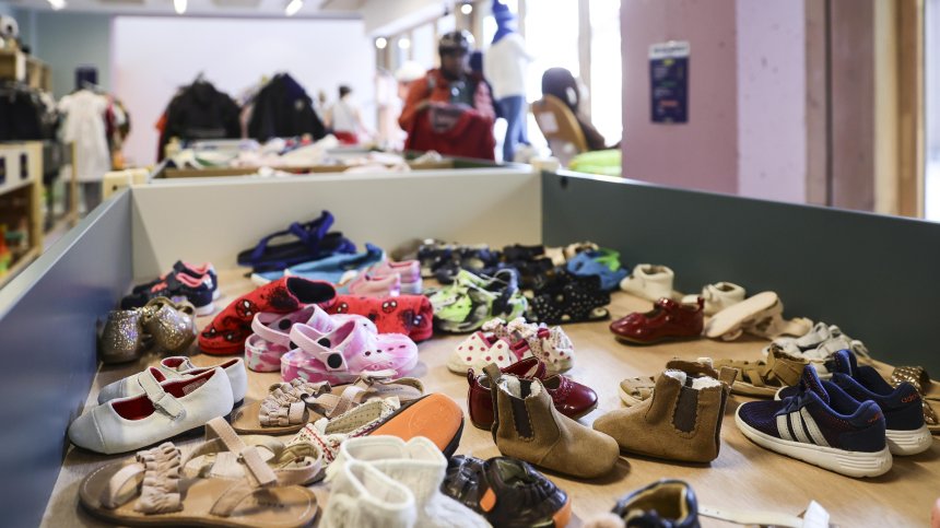 Битпазарите в Гърция са все по-популярни, високите цени възраждат втората употреба