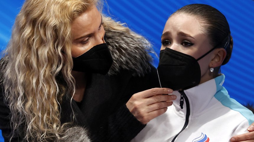 Президентът на МОК защити 15-годишната Валиева и скочи на треньорите ѝ