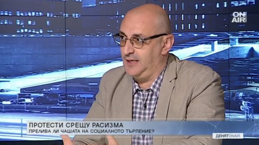 Ердоган целенасочено пратил бежанците към Гърция, а не към България