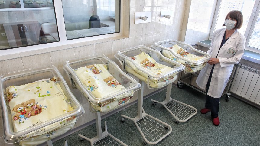 Увеличиха клиничните пътеки за раждане - парите за естествено са повече от секциото