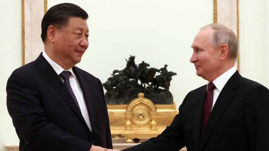 Си Дзинпин и Путин обсъждат плана на Китай за спиране на войната