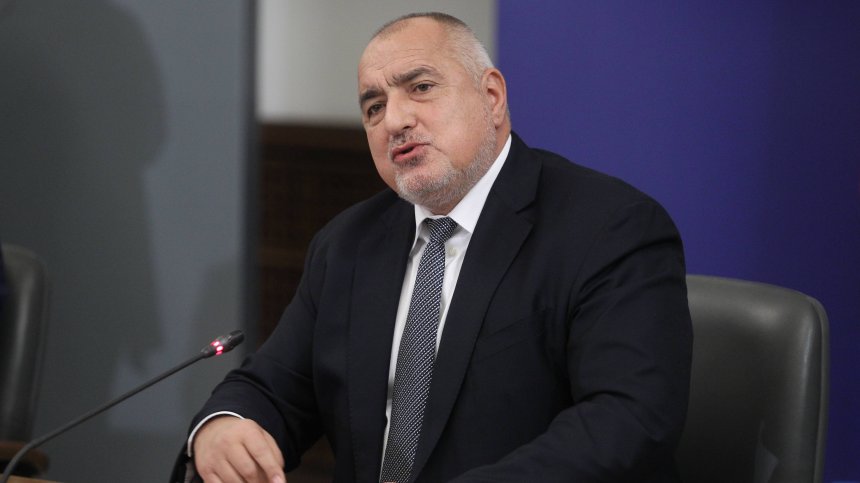 Борисов: Мислете за отваряне на заведения, магазини и молове
