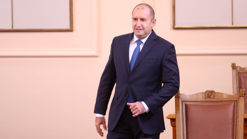 Радев видя позитиви след визитата на Петков в Скопие и зае категорична позиция
