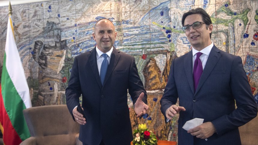 Радев към Пендаровски: Трябва да възобновим доверието и да разговаряме като приятели