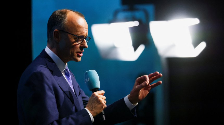 Бойко Борисов и Кирил Петков поздравиха Мерц: Европа се нуждае от силна Германия