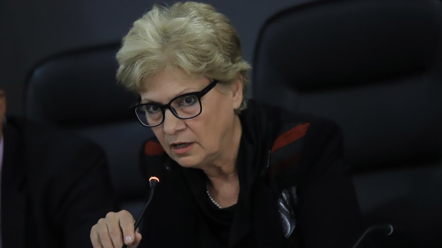 Министър Комитова назначи проверка на програмата "Региони в растеж" 