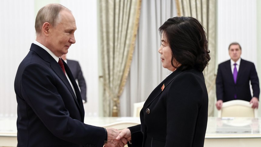 Владимир Путин прие сърдечни другарски поздрави от Ким Чен Ун
