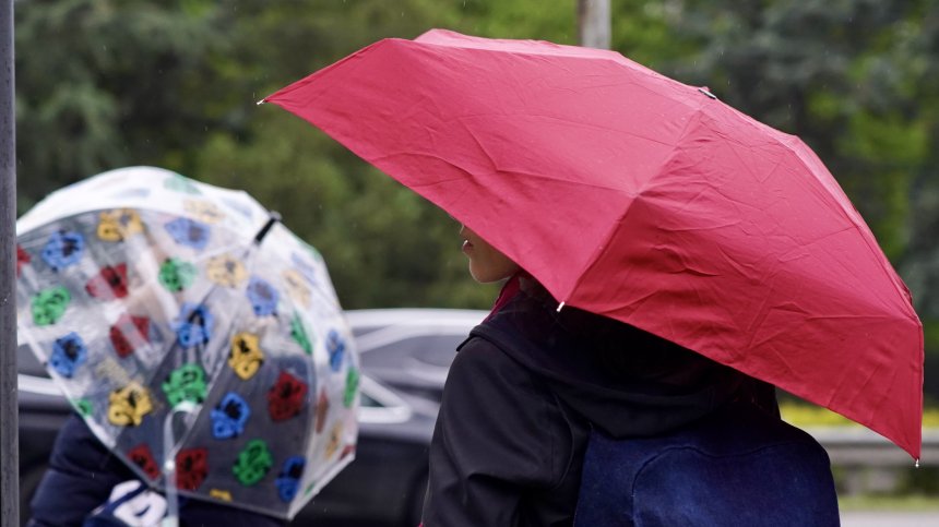 НИМХ: Валежи и гръмотевици на много места у нас в сряда, възможни са и градушки