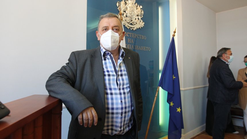 Кантарджиев: Добавяме четвърто "Д" - витамин D, но никакви свръхдози