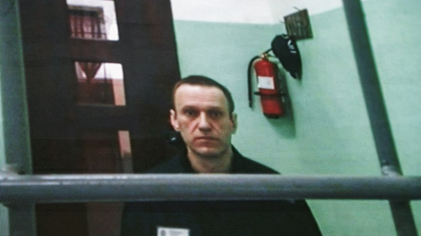 Руският опозиционер Навални заяви, че е добре след преместването си в наказателна колония в Арктика