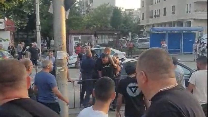 След мелето и катастрофата в "Люлин" - няколко намушкани и тежко ранени