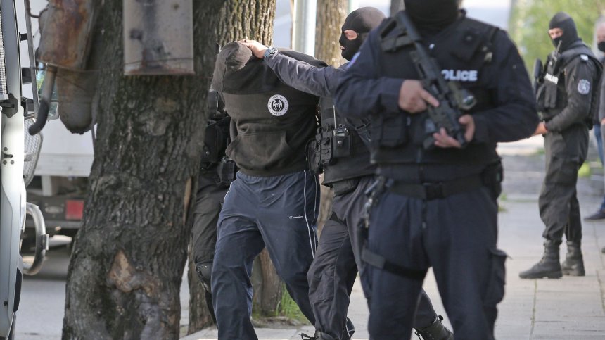 ММА бойци и тартор на "Левски" са задържани за побоя над Слави Ангелов