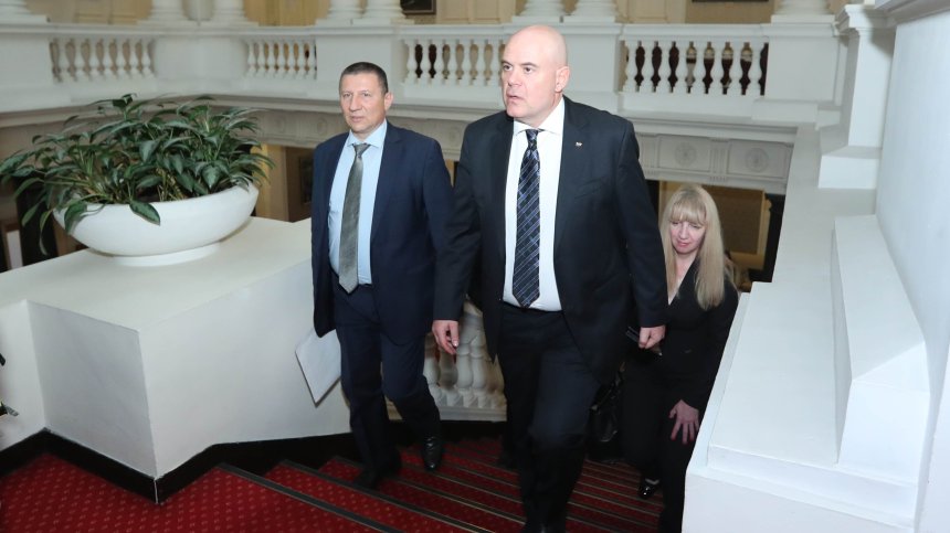 Със заповед на Сарафов закриха Експертния съвет към главния прокурор