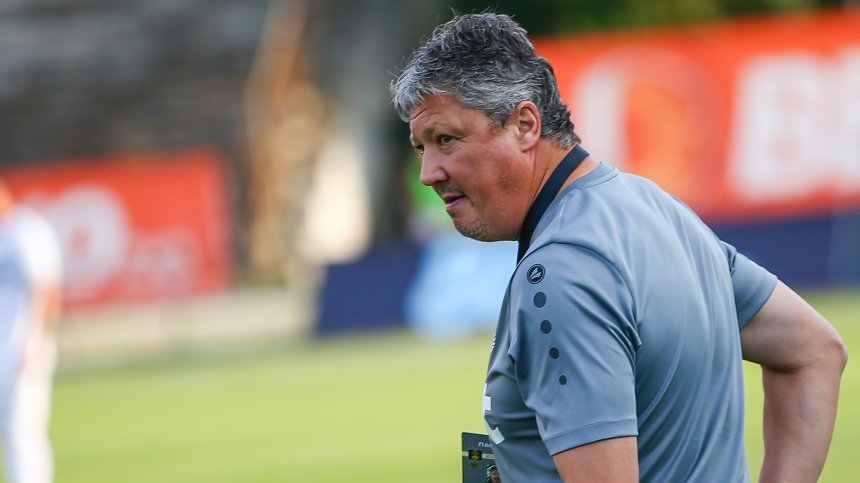 "Хебър" е в затруднено положение, но няма да пипа футболистите