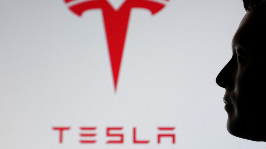 Удар за милиони: Как крадци опразниха склад за батерии на Tesla