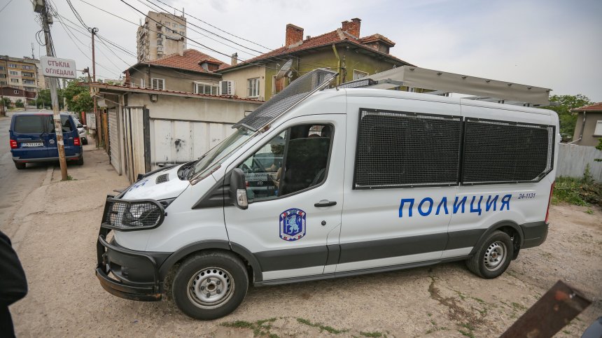 40-50 роми биха полицаи в Стамболийски в изборния ден