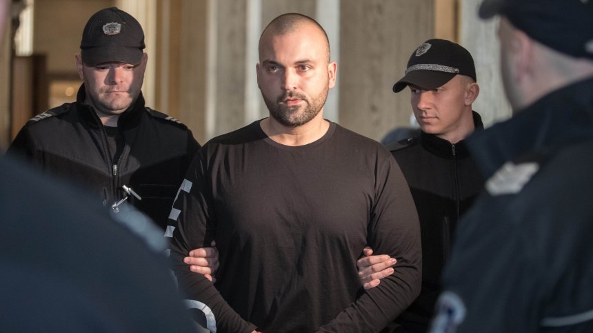 Любенов тропна по банката в съда: Стига с тези задържания, не съм убиец, в килията има хлебарки
