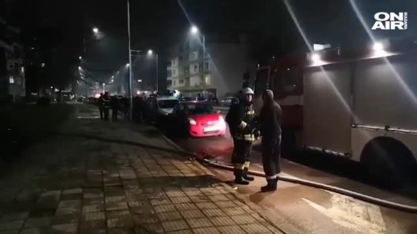 Възрастен мъж стана жертва на пожар в жилищен блок в Русе